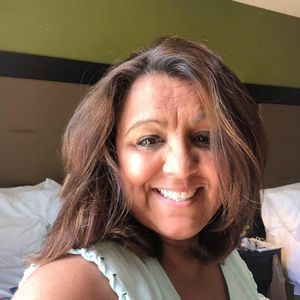 Meet your Posher, Debra